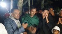 ‘আমি এক হতভাগা বাবা, সন্তানকে কোলে নিতে পারিনি’