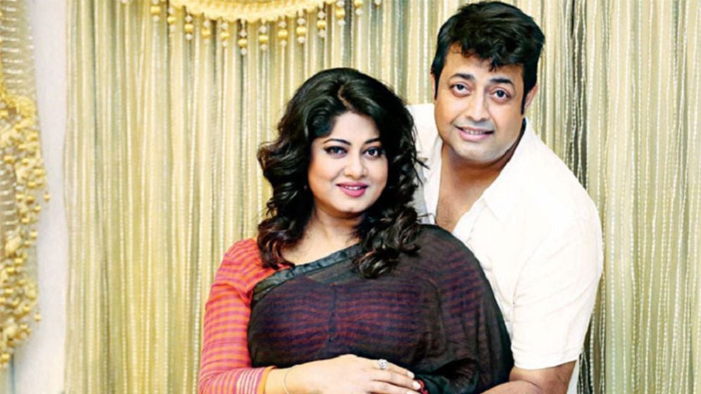 মৌসুমীর সঙ্গে ডিভোর্সের গুঞ্জনে ক্ষুব্ধ ওমর সানী যা বললেন