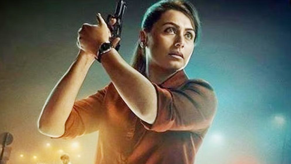 শিশুসন্তানদের মানুষ করার পাঠ দিলেন রানি