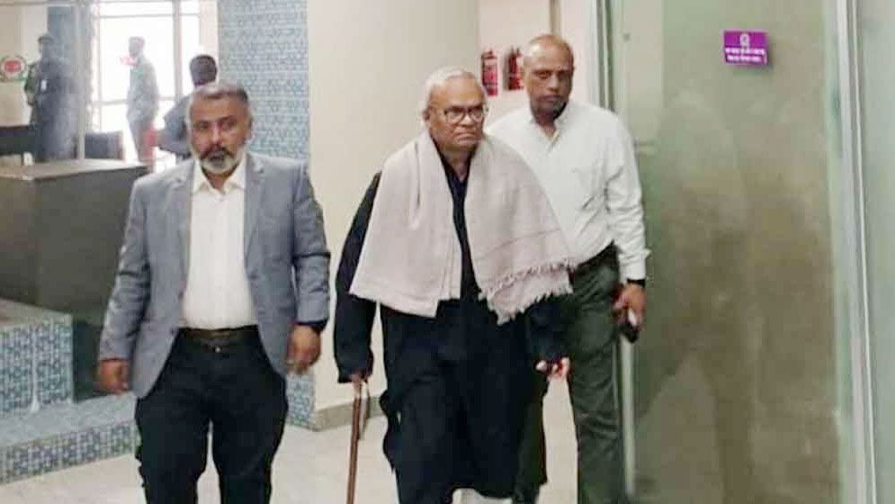 সিইসির সঙ্গে বৈঠকে বিএনপির প্রতিনিধিদল