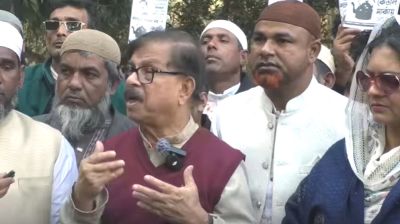 চার দিনের সফরে এসে বগুড়ায় মান্নার গণসংযোগ