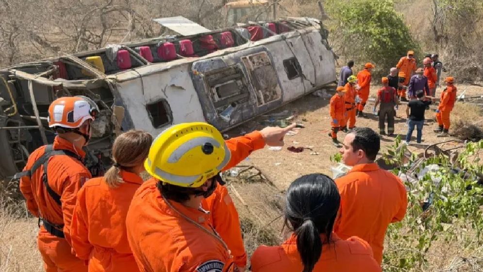 ব্রাজিলে ভয়াবহ বাস দুর্ঘটনায় নিহত ১৬
