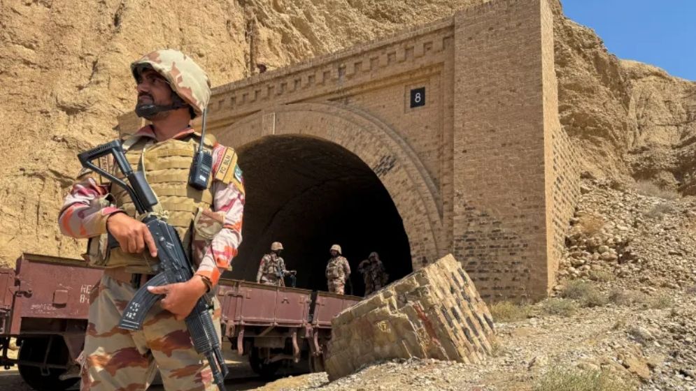 কয়েক দশকেও বেলুচিস্তানে শান্তি না ফেরার কারণ কী