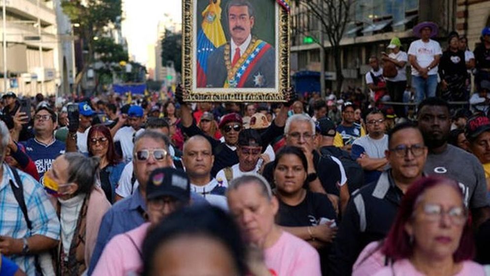 মাদুরোর মুক্তির দাবিতে ভেনেজুয়েলায় বিক্ষোভ