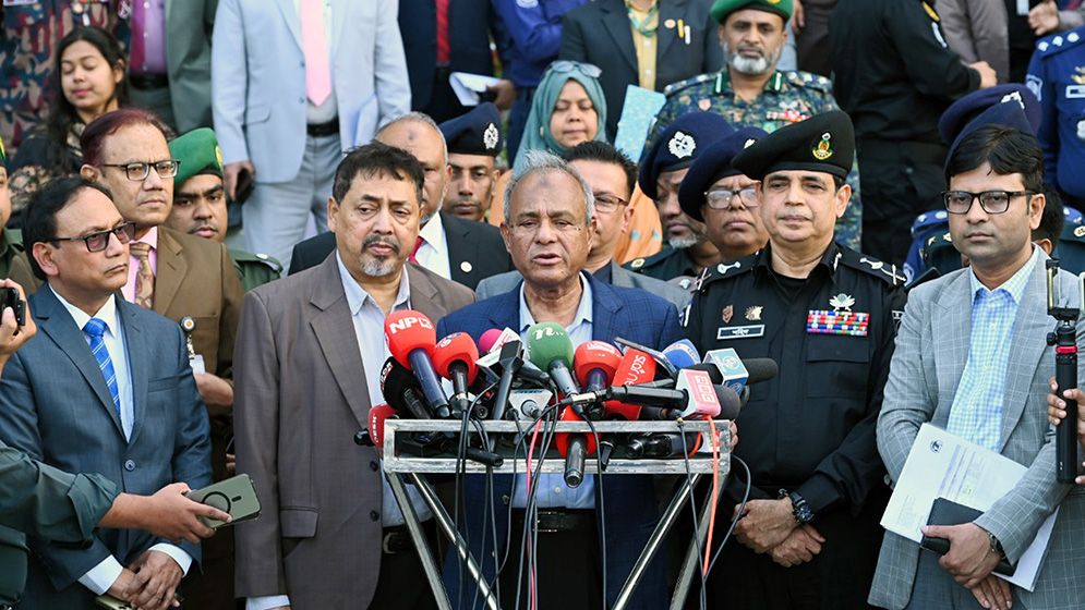 ‘মব ভায়োলেন্স’ বলতে কিছু নেই: স্বরাষ্ট্র উপদেষ্টা