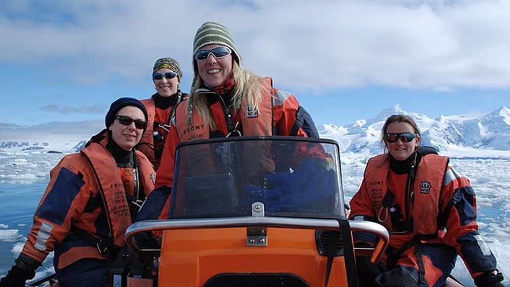 উচ্চ বেতনে বরফের দেশে কর্মী নিচ্ছে ব্রিটিশ সংস্থা