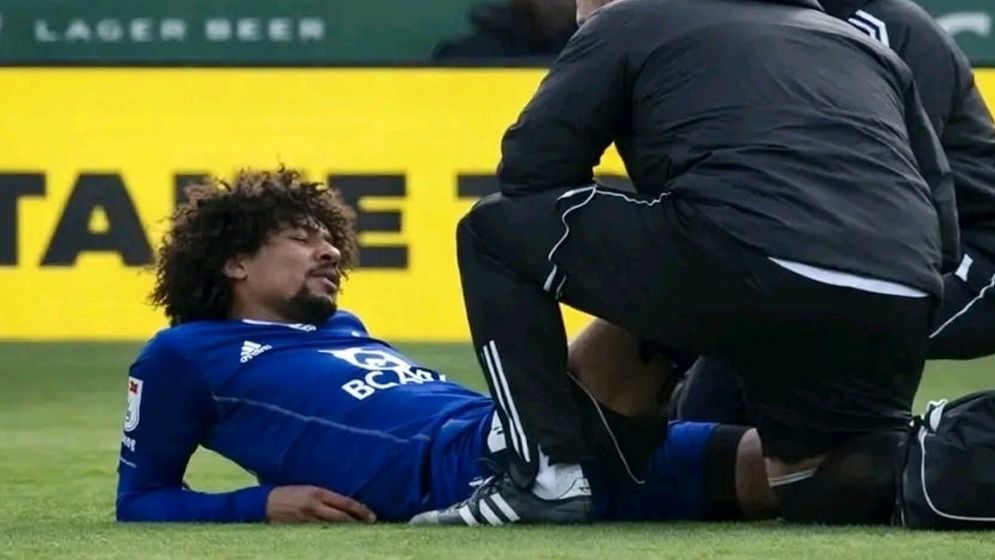 চোটের কারণে মাঠের বাইরে ছিটকে গেলেন হামজা