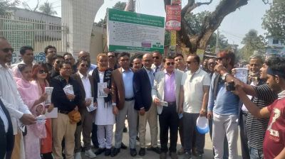 ধানের শীষের প্রার্থী চাঁদের পক্ষে ভোটের মাঠে আইনজীবীরা