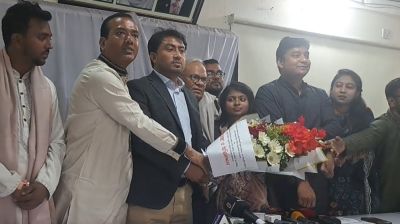 বিএনপিতে যোগ দিলেন জাকসু ভিপি জিতু