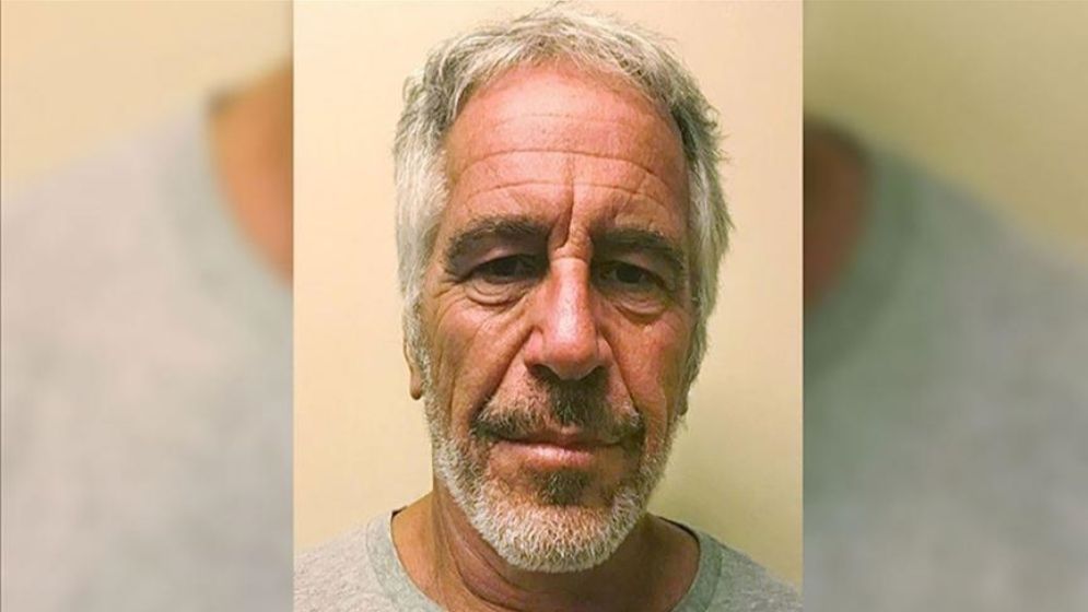 এপস্টেইন কেলেঙ্কারি : ন্যায়বিচারের অস্বস্তিকর স্মারক