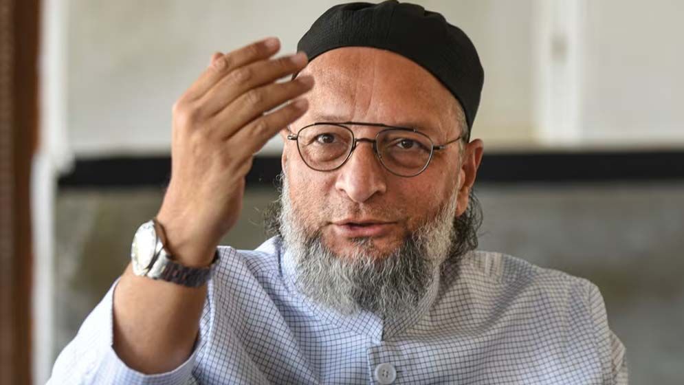 আসামের মুখ্যমন্ত্রীকে ২ টাকা ভিক্ষা দিতে চাইলেন ওয়াইসি