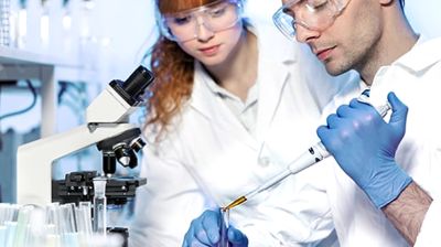 প্রস্রাবে ফেনা : স্বাভাবিক নাকি কিডনি রোগের নীরব সংকেত