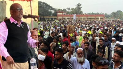 বিএনপি প্রার্থী রেদোয়ান আহমেদের নির্বাচনি সভায় জনতার ঢল