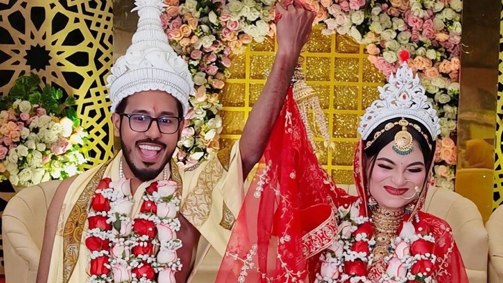 বিয়ে করলেন উপস্থাপিকা স্মিতা চৌধুরী