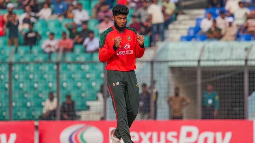 পিএসএলে দল পেলেন রিশাদ হোসেন