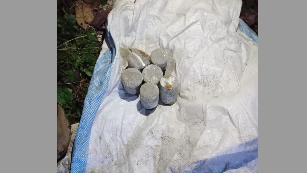 বাগেরহাটে ৬ ককটেল উদ্ধার, নিরাপত্তা জোরদার