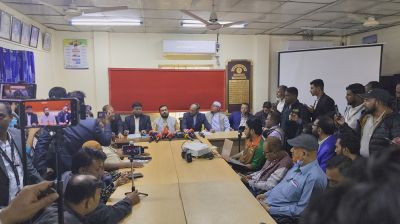 টাকার ছড়াছড়ি, বিএনপি-জামায়াত প্রার্থীর পাল্টাপাল্টি অভিযোগ