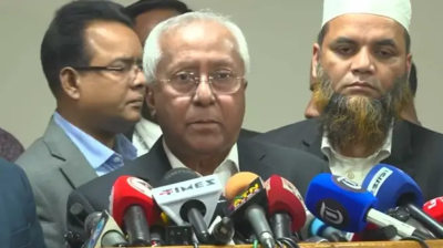 জামায়াত নেতার টাকা বহন ইস্যুতে ‘আমাকে মিসকোট করা হয়েছে’: ইসি সচিব