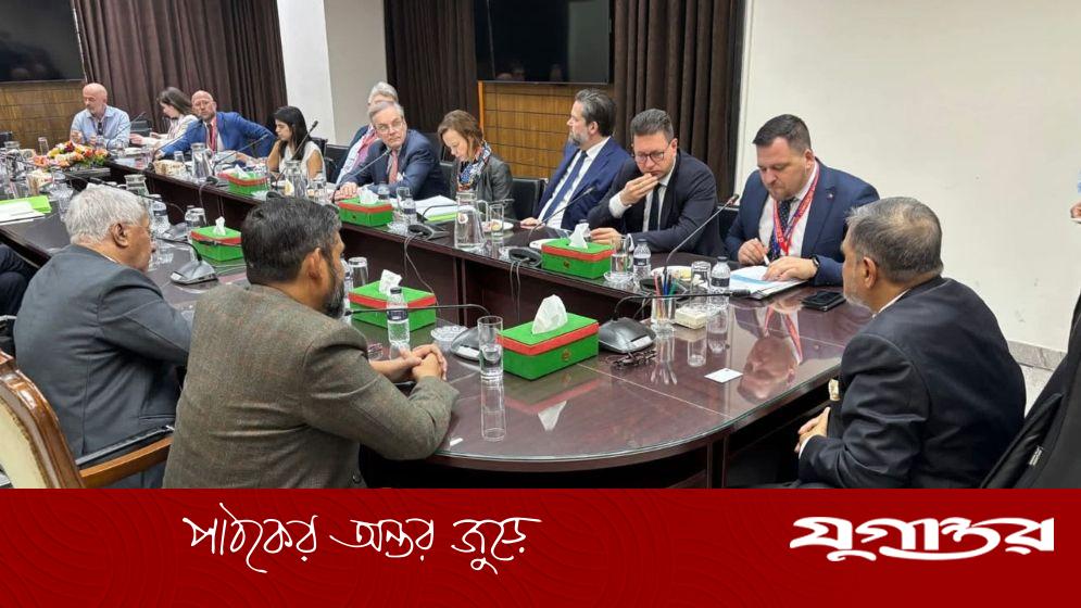 ইইউ পার্লামেন্ট প্রতিনিধিদলকে নির্বাচনের চূড়ান্ত প্রস্তুতি সম্পর্কে জানাল নির্বাচন কমিশন