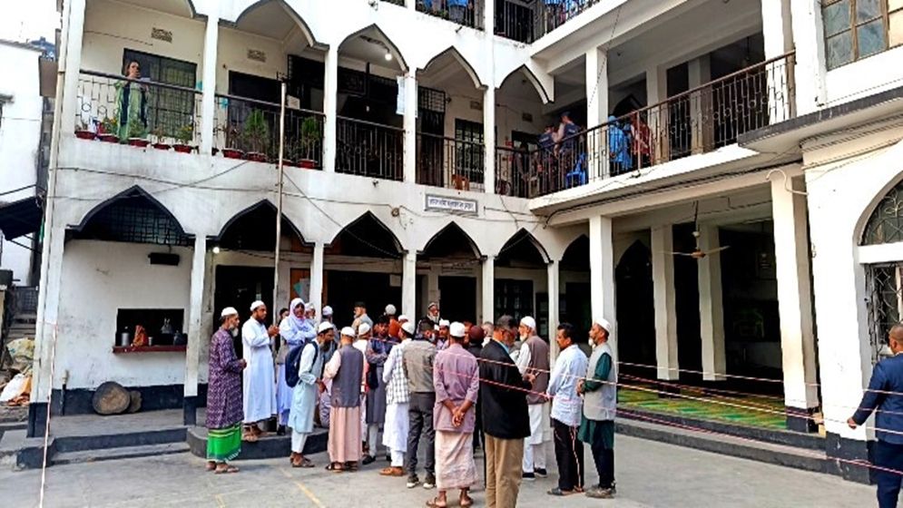 দেশে ভোট উৎসব শুরু