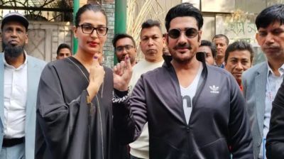 বর্ষাকে নিয়ে ভোট দিতে গিয়ে যা বললেন অনন্ত জলিল