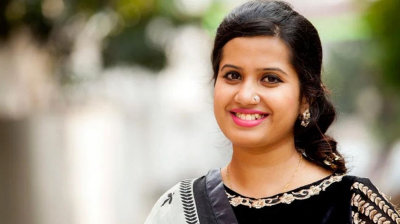 প্রথমবার ভোট দিলেন ন্যান্সি