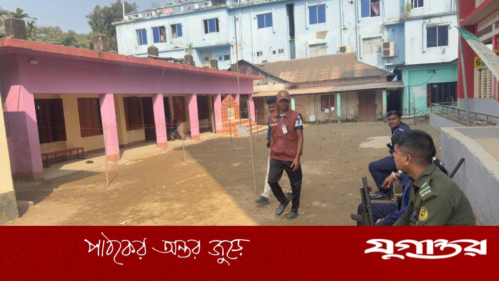 সুনামগঞ্জ-২ আসনে ভোটগ্রহণের গতি মন্থর, দুপুরে ভোটার উপস্থিতি কম