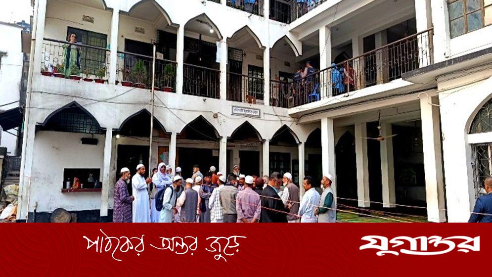 ত্রয়োদশ জাতীয় সংসদ নির্বাচন শুরু: ভোটকেন্দ্রে উৎসবমুখর পরিবেশ, বিএনপি-জামায়াতের তীব্র লড়াই