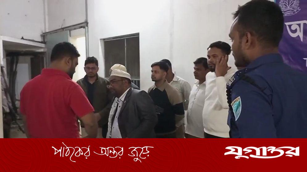 আশুলিয়ায় ভোটকেন্দ্র দখলচেষ্টা: সেনাবাহিনীর হাতে বিএনপির ১৩ নেতাকর্মী আটক
