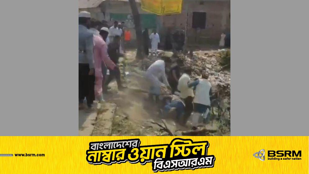 ভোলায় ভোটকেন্দ্রের সামনে বিএনপি-ইসলামী আন্দোলনের সংঘর্ষ, আহত ৪