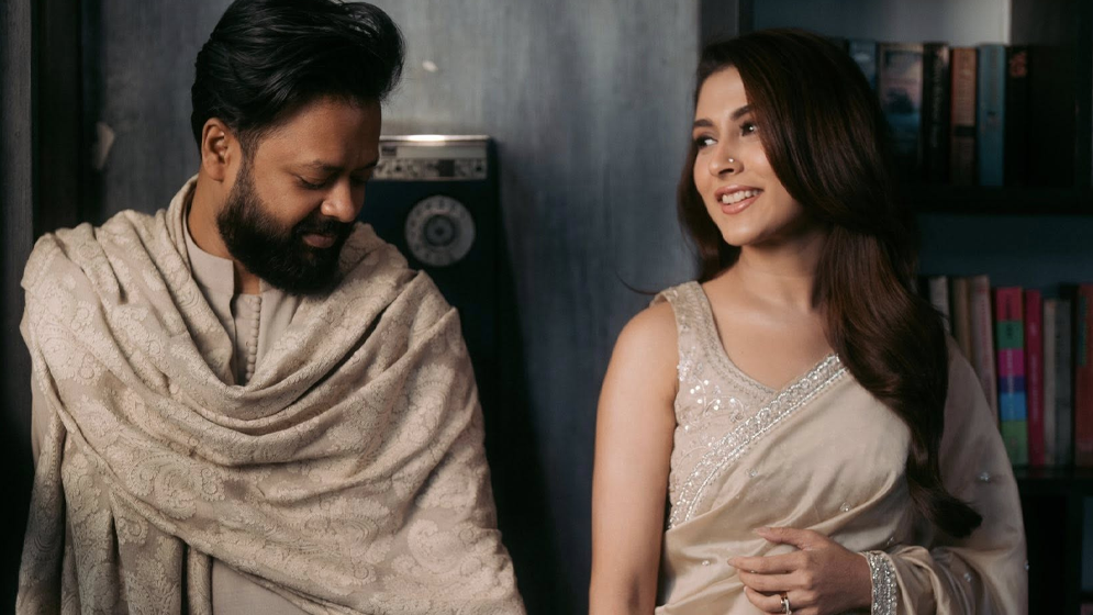 বিবাহবার্ষিকীতে স্বামীকে নিয়ে মেহজাবীনের উষ্ণ বার্তা