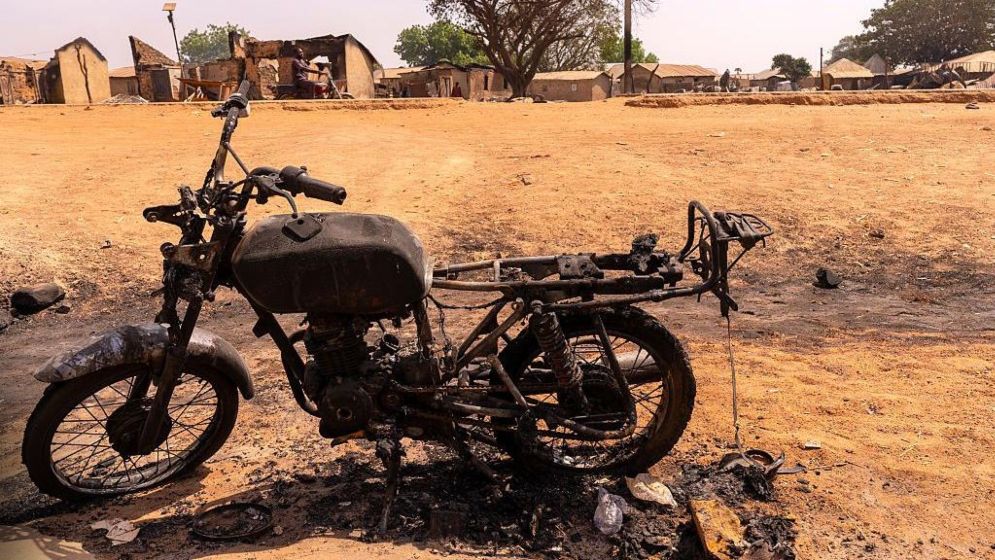 নাইজেরিয়ায় বন্দুকধারীদের হামলায় নিহত অন্তত ৩২