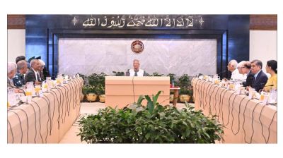 জাতীয় পতাকাবাহী গাড়িতে শপথে যাবেন উপদেষ্টারা, ফেরার সময় থাকবে না পতাকা