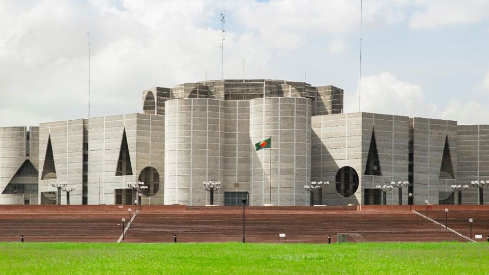 সংসদ-সদস্য ও নতুন মন্ত্রিসভার শপথ মঙ্গলবার