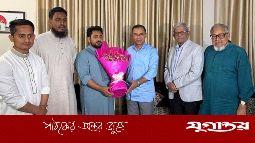 বিএনপি চেয়ারম্যান তারেক রহমানের নাহিদ ইসলামের বাসভবনে সাক্ষাৎ, উপস্থিত ছিলেন শীর্ষ নেতারা