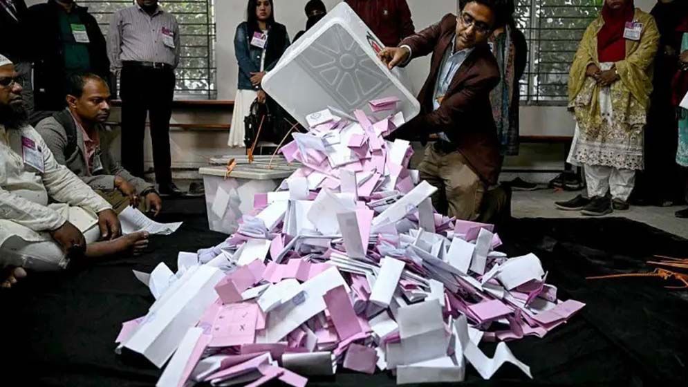 জাল ভোট, বুথ দখলসহ নির্বাচনে যেসব অনিয়ম পেয়েছে টিআইবি