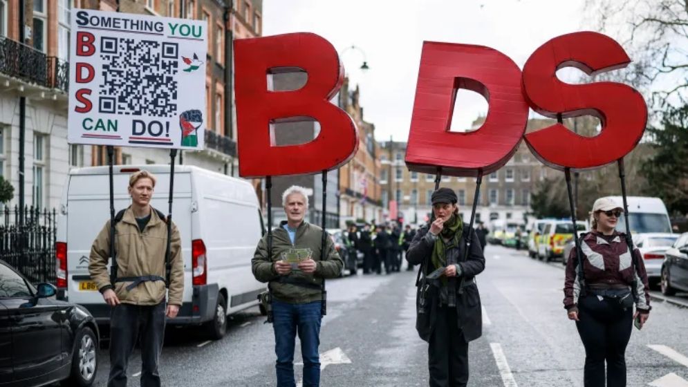 ইউরোপজুড়ে ইসরাইলি পণ্য বর্জনের হিড়িক