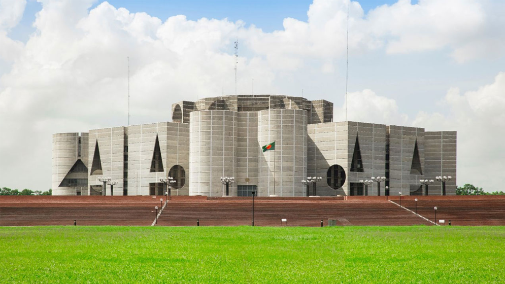 মঙ্গলবার সকালে সংসদ সদস্যদের, বিকালে মন্ত্রিসভার শপথ