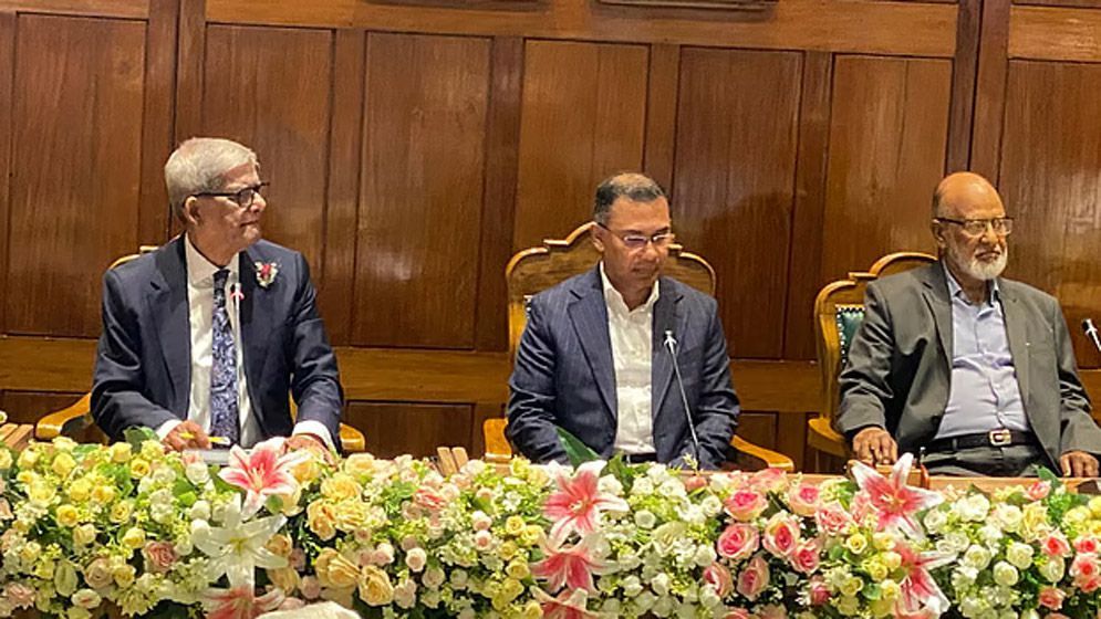 নব-নির্বাচিত মাননীয় সংসদ সদস্যদের শপথ গ্রহণ অনুষ্ঠান