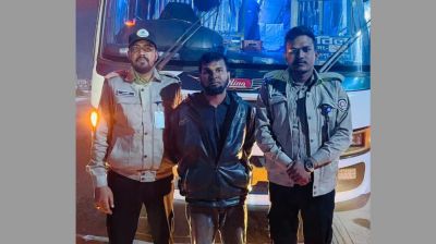 সৈয়দপুরে ৬ হাজার ইয়াবাসহ যুবক আটক