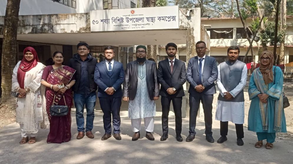 গলাচিপা উপজেলা স্বাস্থ্য কমপ্লেক্সে ৮ চিকিৎসকের যোগদান