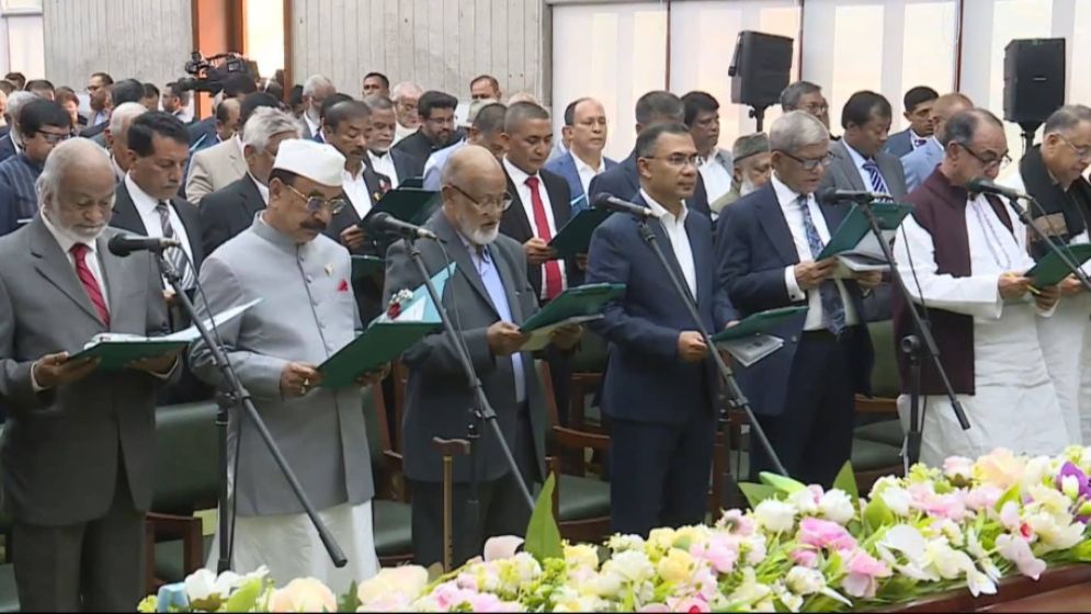 এ মন্ত্রিসভার সামনে অনেক চ্যালেঞ্জ