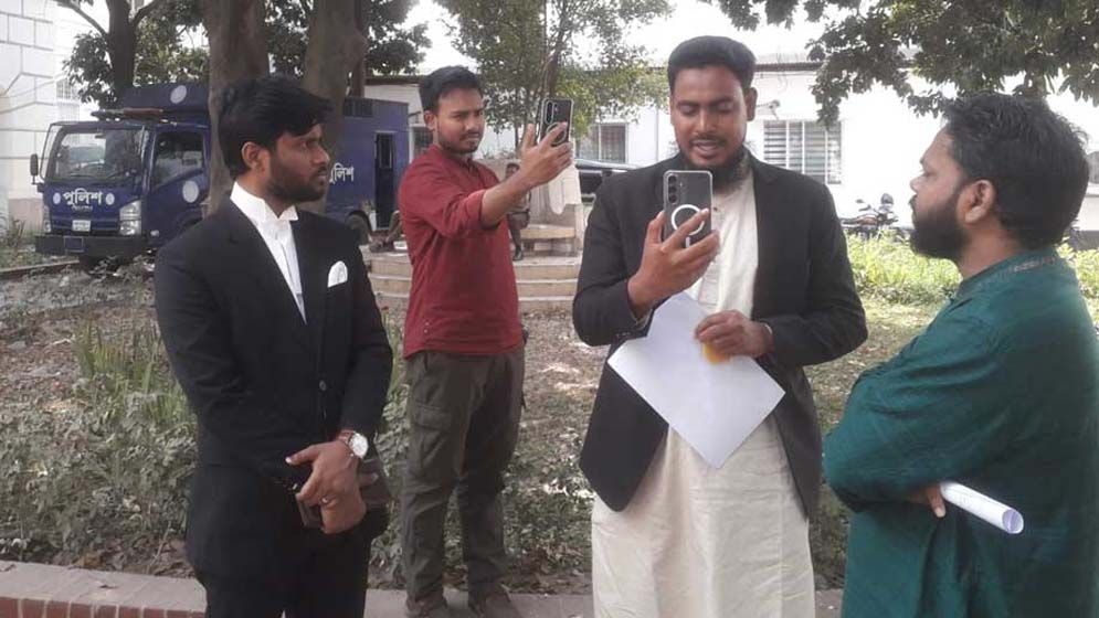 ট্রাইব্যুনালের বিচার কাজ যেন বাধাগ্রস্ত না হয়: আখতার