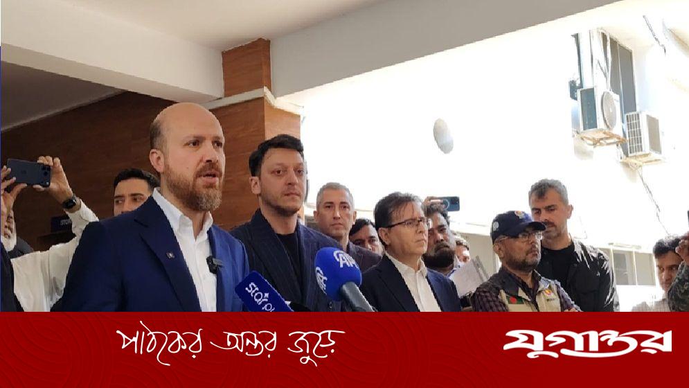 কক্সবাজারে মেসুত ওজিল ও এরদোয়ান পুত্রের রোহিঙ্গা শিবির পরিদর্শন
