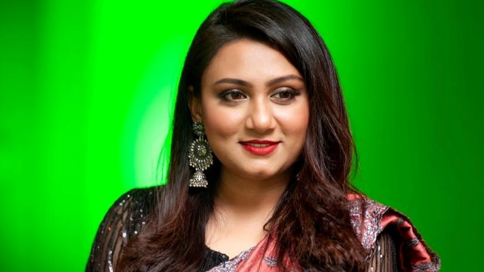 মা হলেন গায়িকা অবন্তী সিঁথি