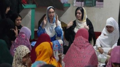 এতিম শিশুদের সঙ্গে ইফতার করলেন জোবাইদা-জাইমা