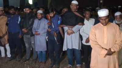 প্যারোলে মুক্তি পেয়ে বাবার জানাজায় অংশ নিলেন ছাত্রদল নেতা