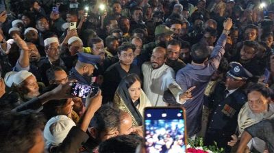 এবার রুমিন ফারহানার কর্মীদের বিরুদ্ধে মামলা