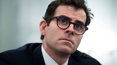 সোশ্যাল মিডিয়া আসক্তিকর নয়, বললেন ইনস্টাগ্রামের প্রধান