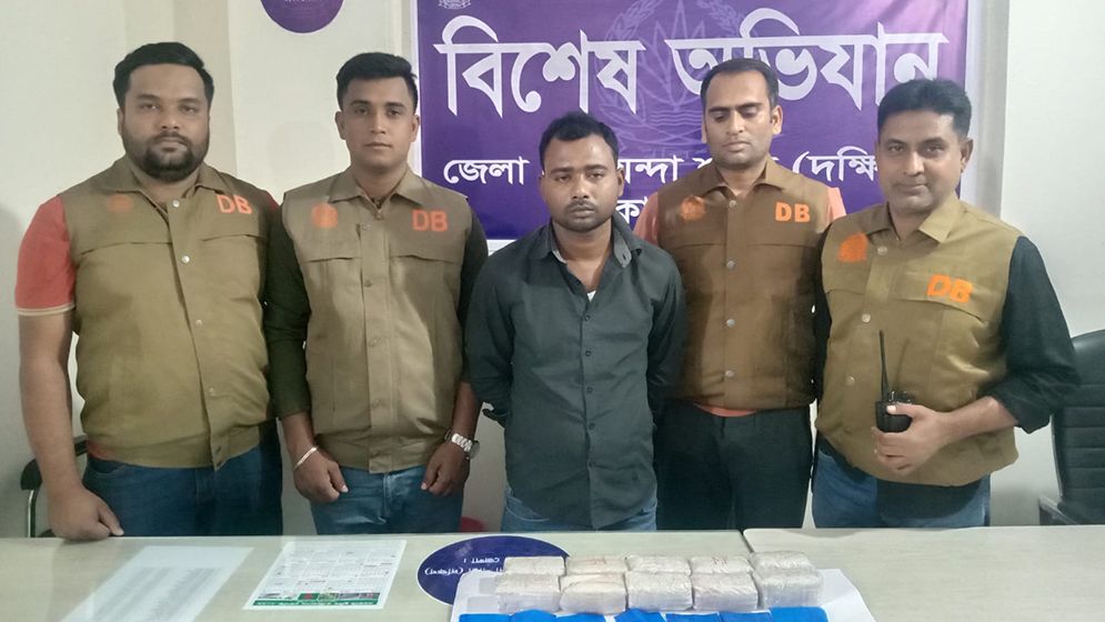 কেরানীগঞ্জে ২০ হাজার ইয়াবাসহ যুবক গ্রেফতার